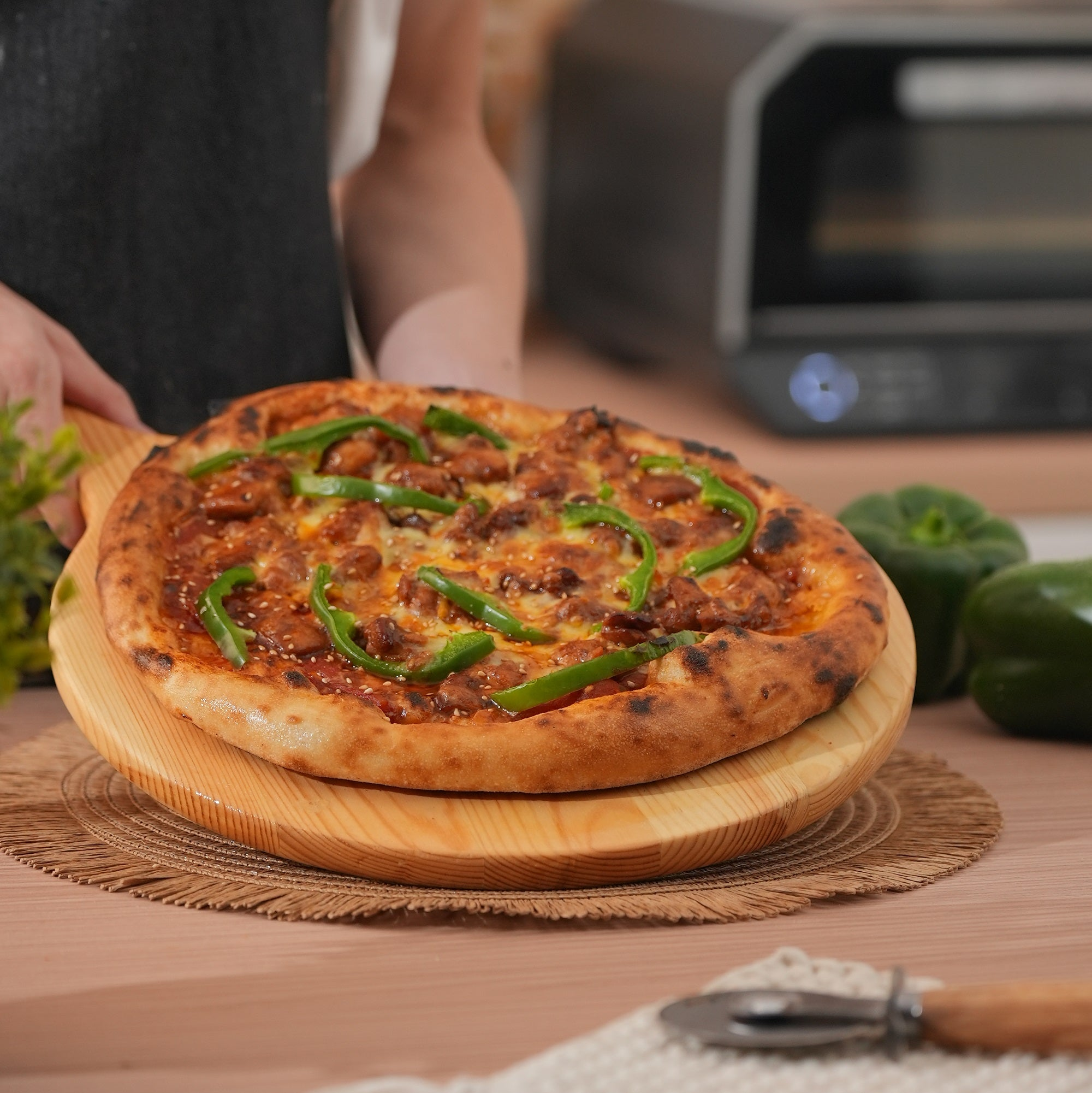 Sweet & Spicy Chicken Pizza Recipe | Tangy Chili-Honey Chicken Pizza in 2 Minutes